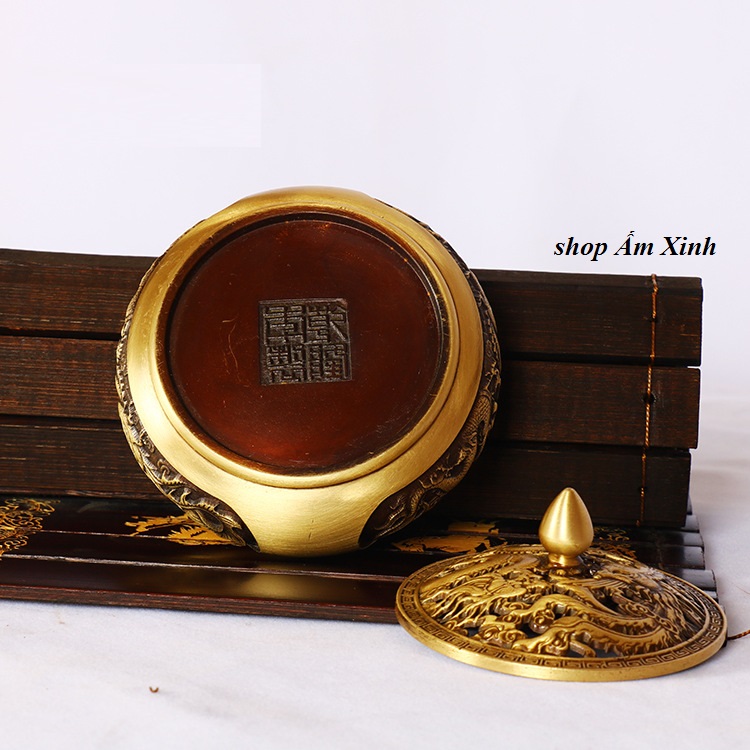 Lư hương xông trầm