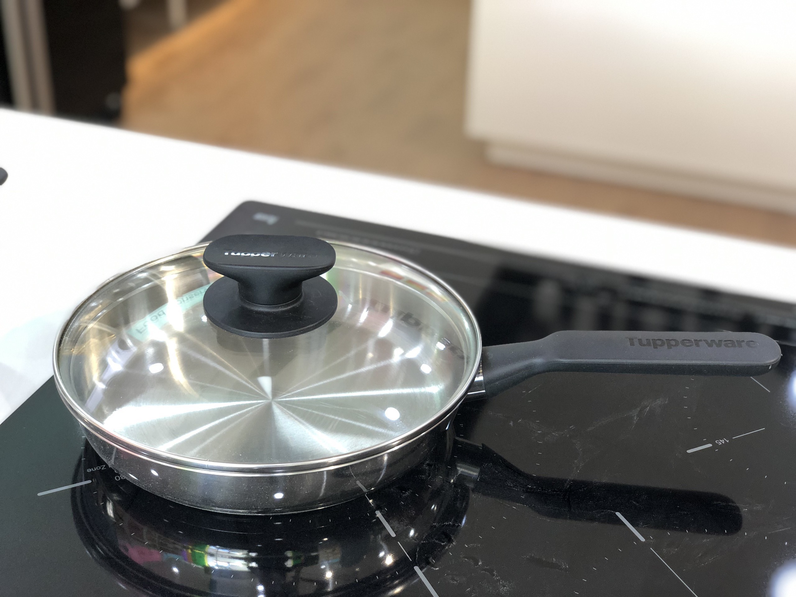 CHẢO UNIVERSAL COOKWARE 24 CM