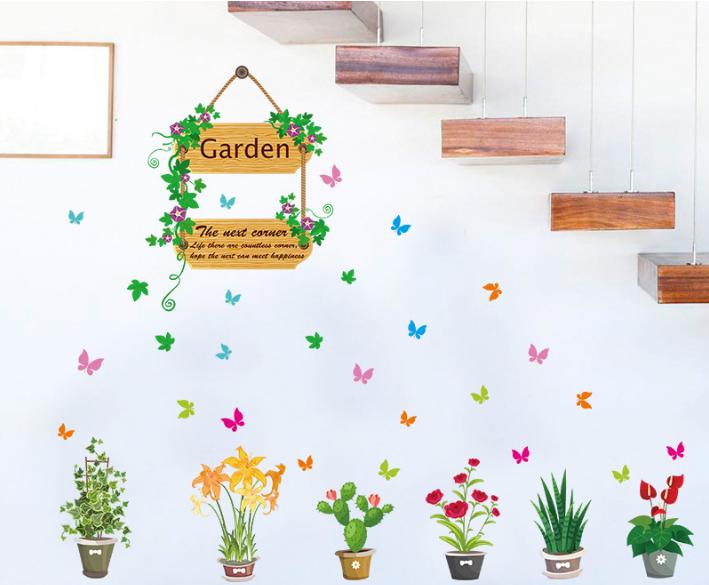 HCM-Decal trang trí Bảng gỗ Garden nâu và Hoa. Decal in trên chất liệu PVC có keo sẵn ở mặt sau chỉ cần lột ra và dán.