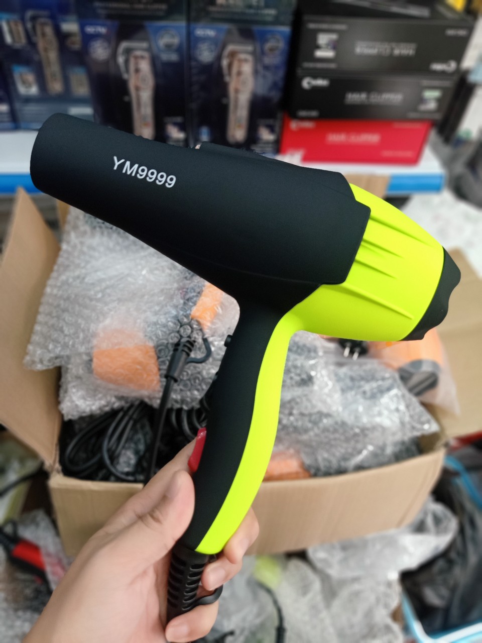 Mấy sấy tóc ym9999 công suất 3000w