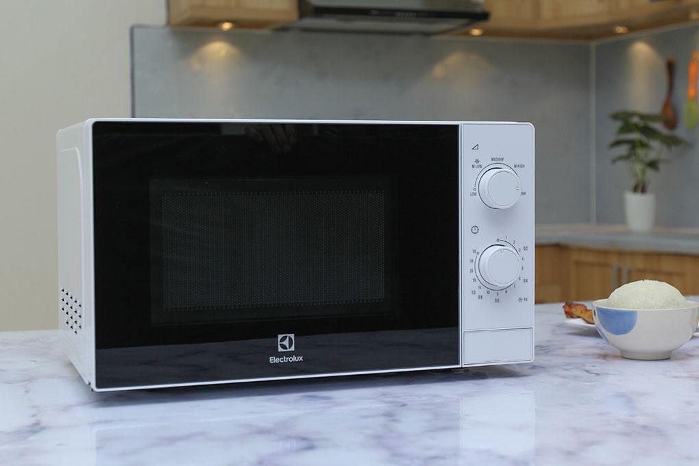 Lò vi sóng Electrolux EMM2022MW 20 lít (?en)
