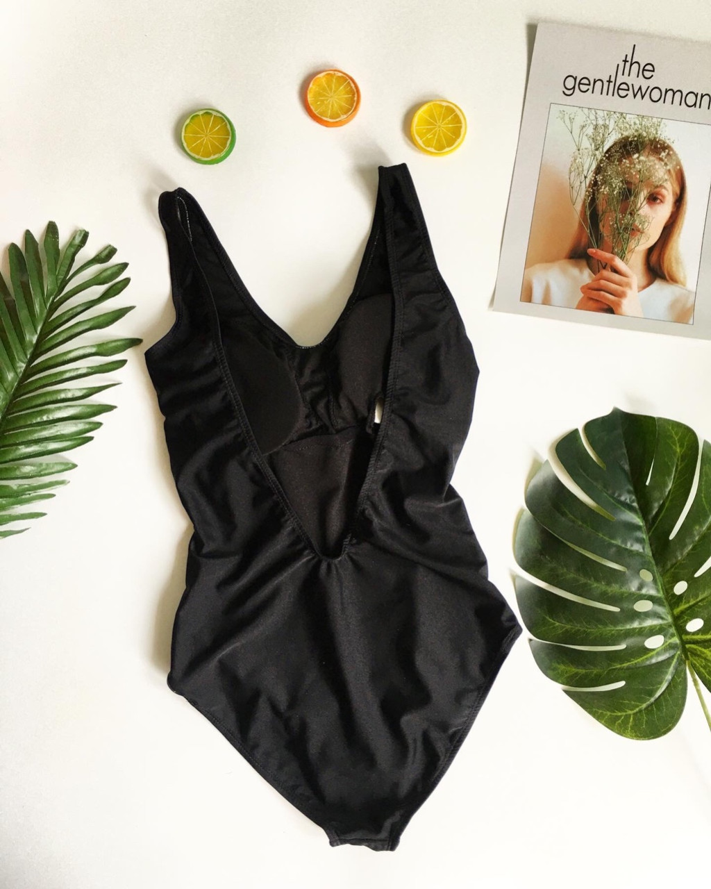 Bikini liền thân khoét lưng (kèm hình thật)