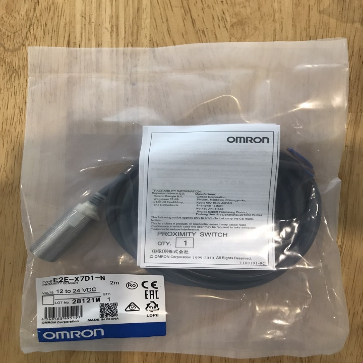 Cảm biến tiệm cận e2e-x7d1-n