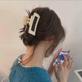 [KH ACC]Simple Style Acrylic Hair Clip