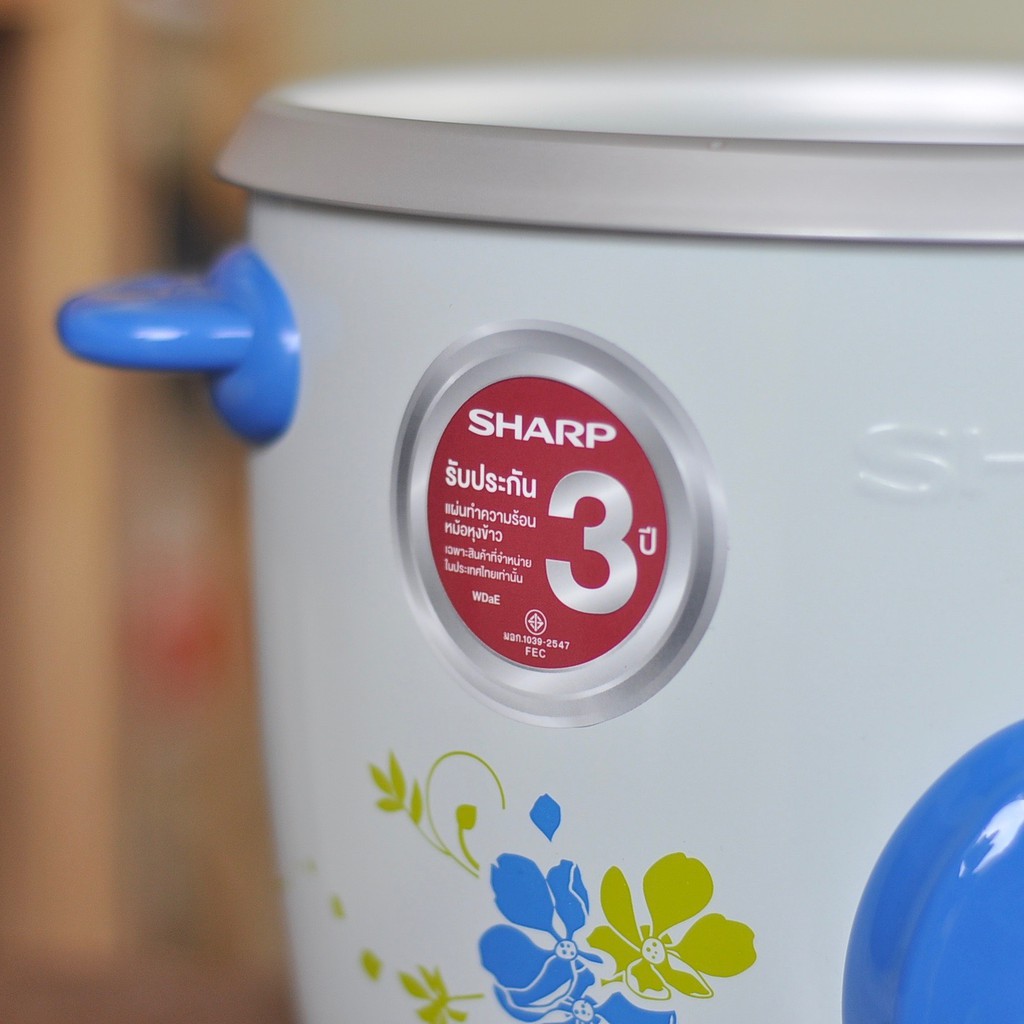 Nồi Cơm Điện SHARP 1.1L D11 Nhập Khẩu Thái Lan (Giao Màu Ngẫu Nhiên)