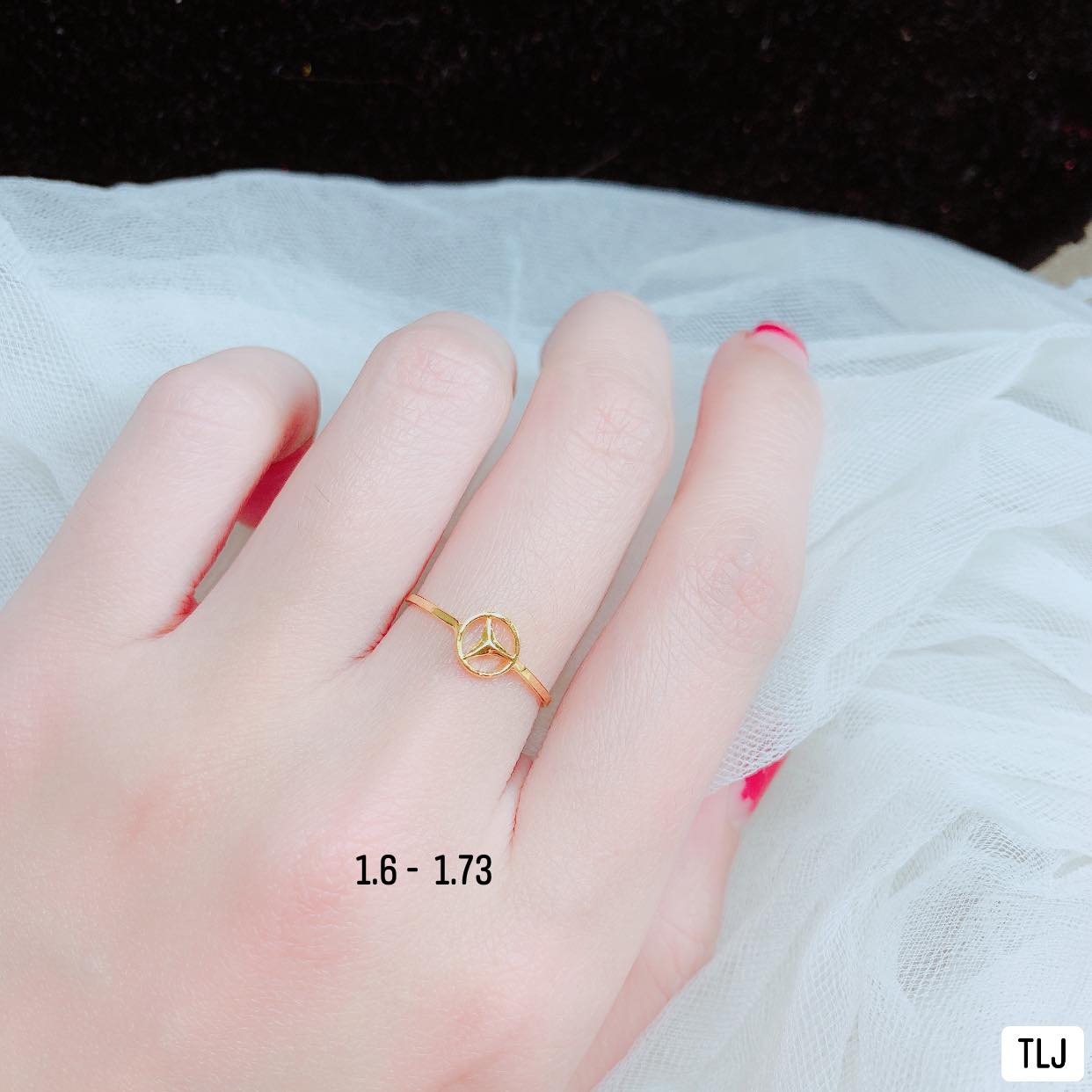 Nhẫn vàng 10k thật nhỏ xinh NVBA08