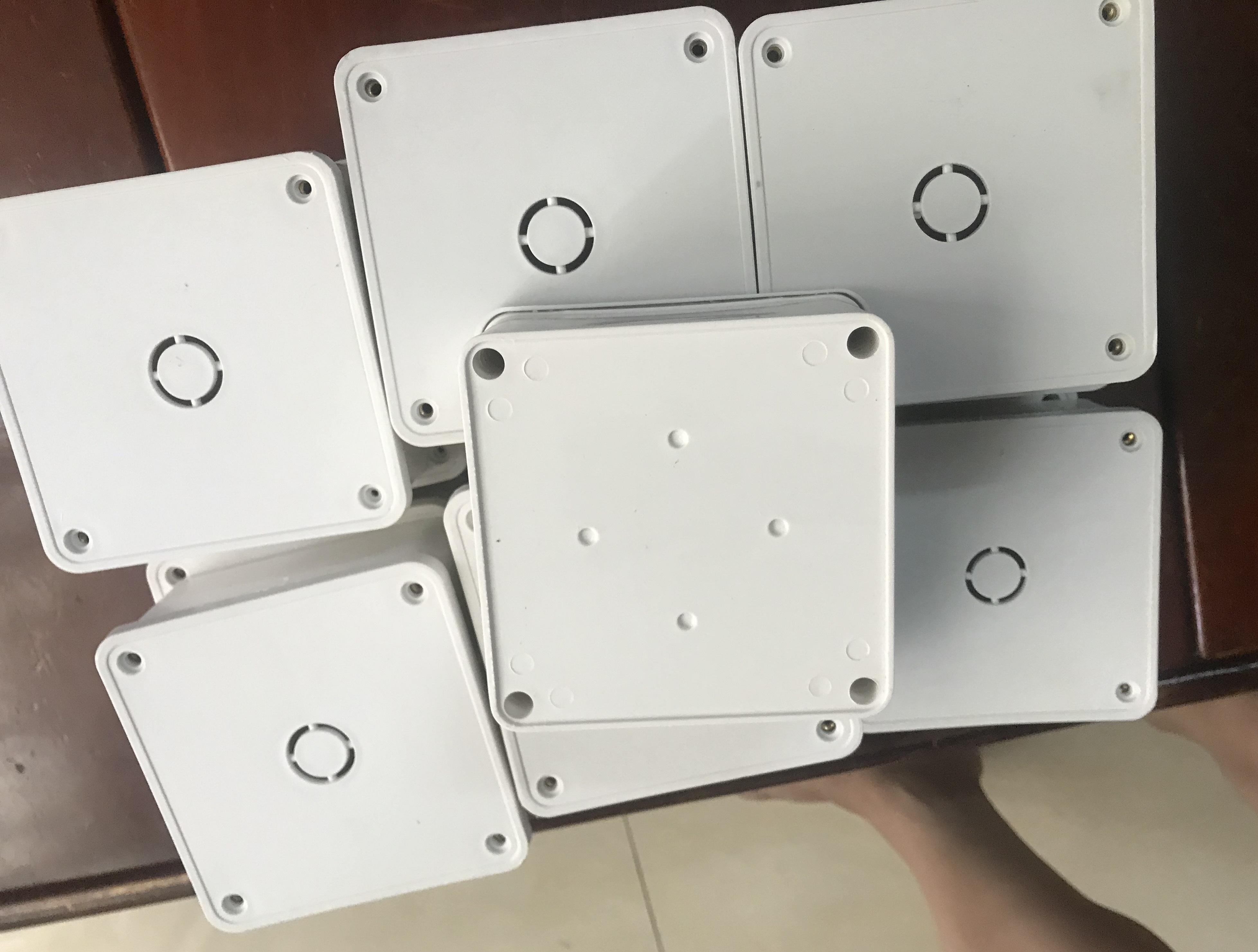 Hộp nhựa kỹ thuật dành cho Camera (11x11x5)cm