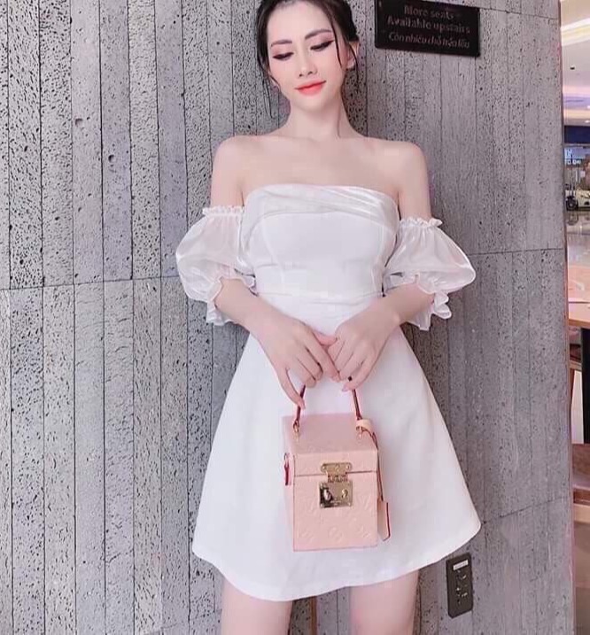 Đầm xòe bẹt vai phối phi bóng cực xinh