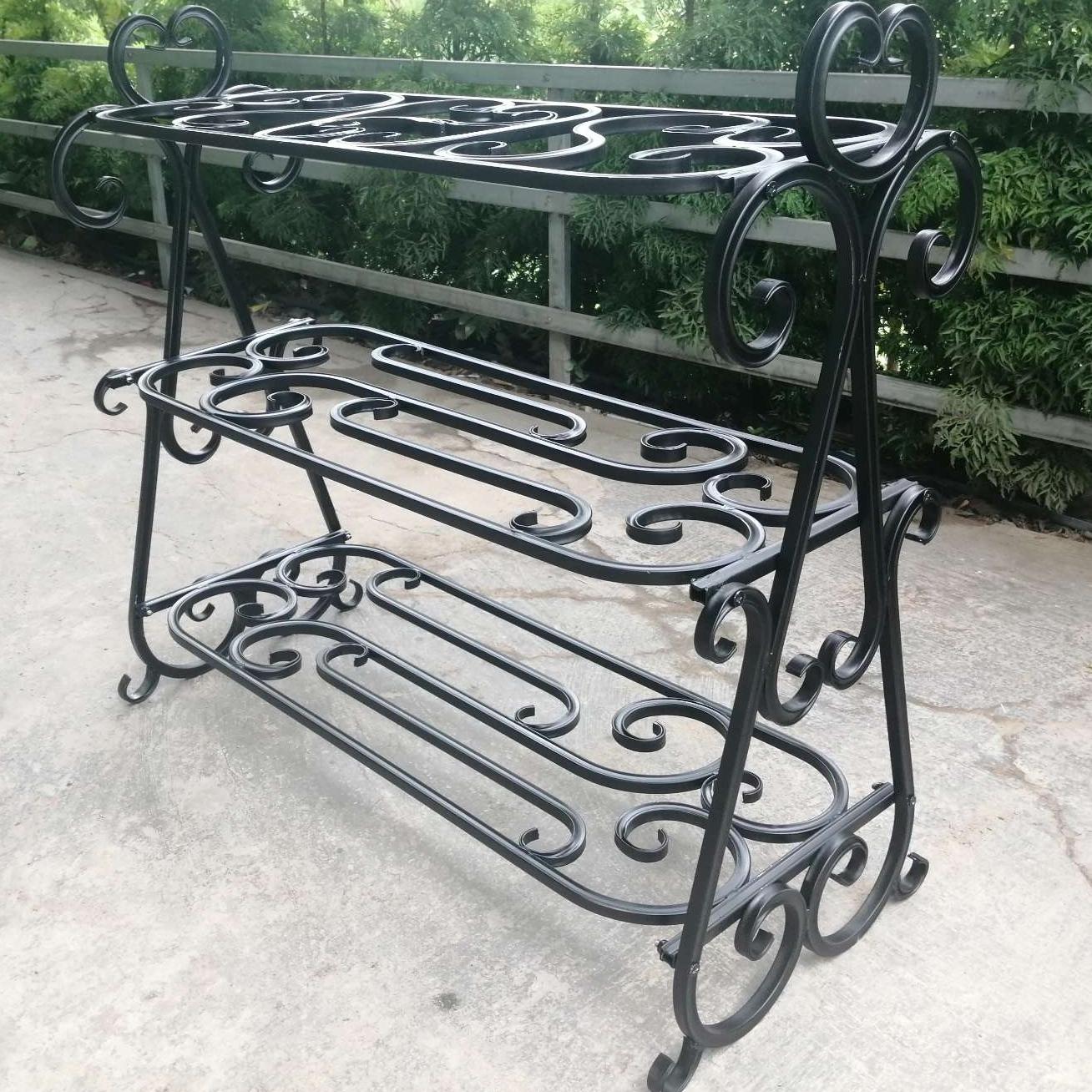 kệ để dày dép nghệ thuật