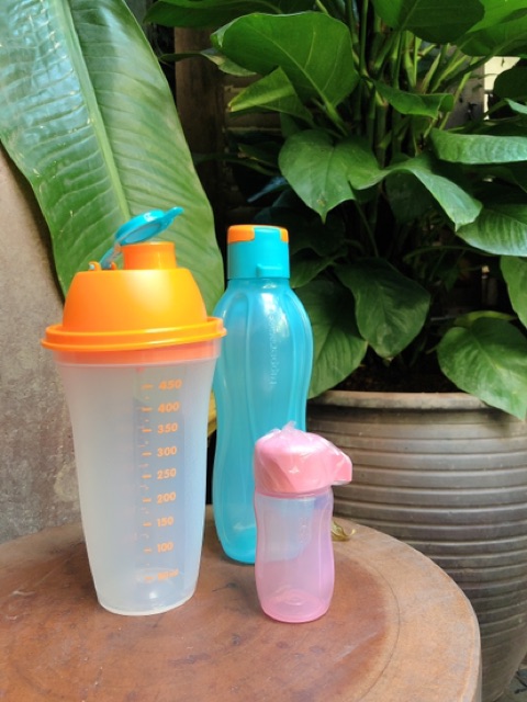 Set Binh Shake N Go Tupperware
