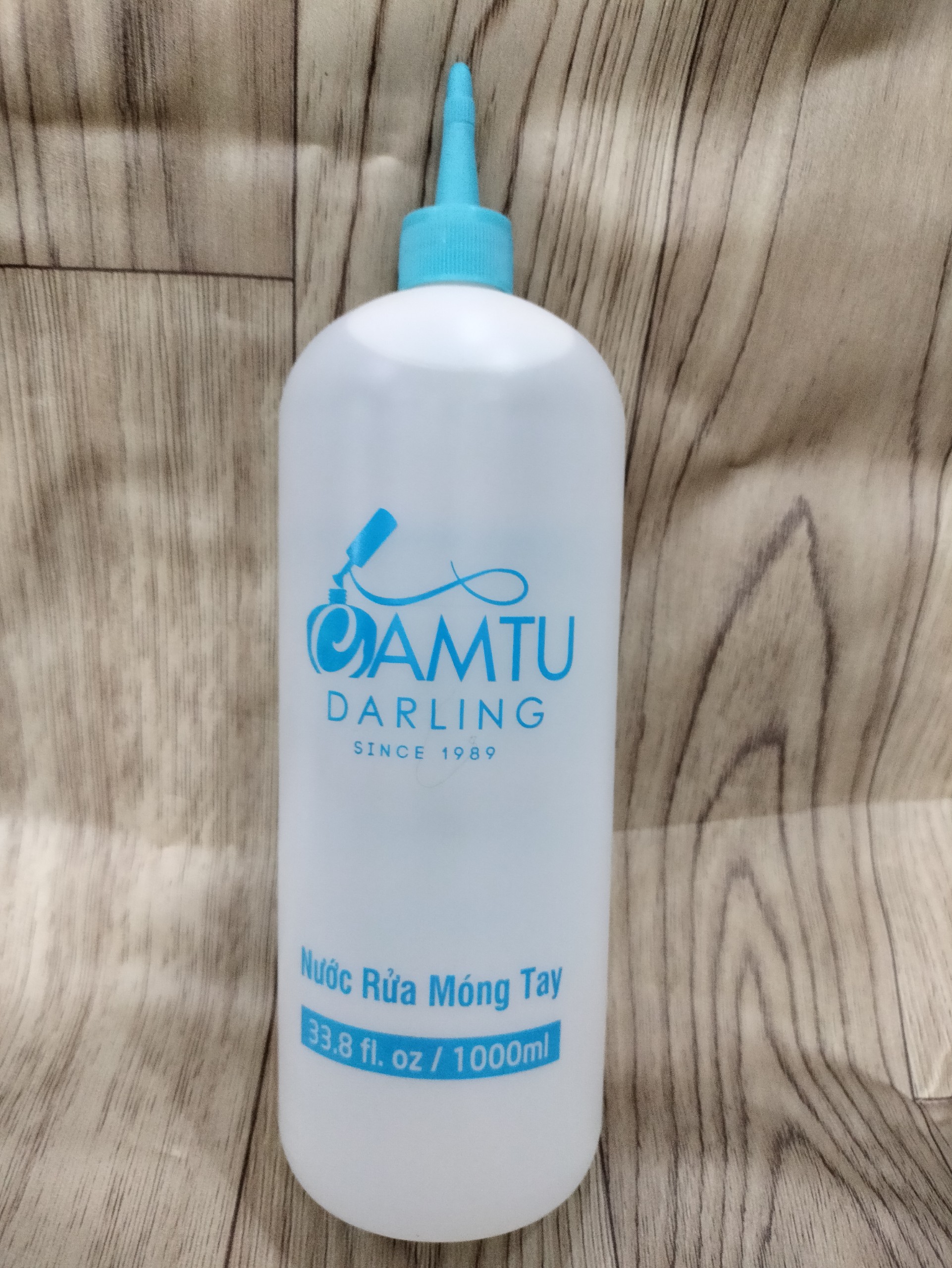 Nước rửa móng Câm Tú