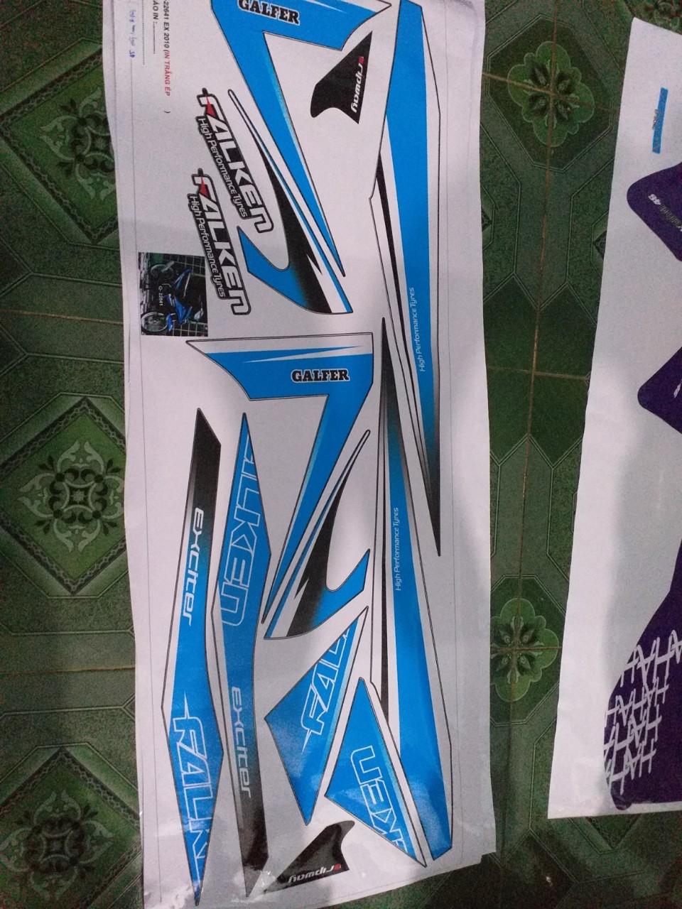 Tem rời dán xe ex 2010