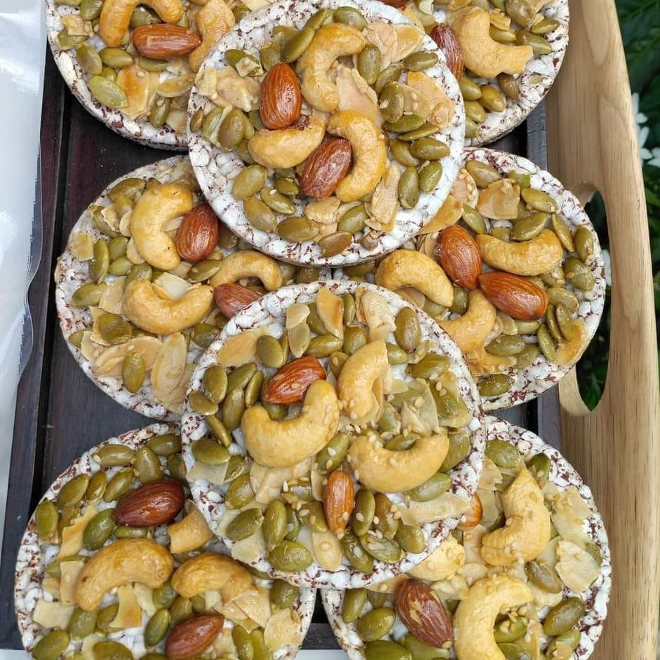 BÁNH NỔ GẠO LỨT MIX HẠT DINH DƯỠNG