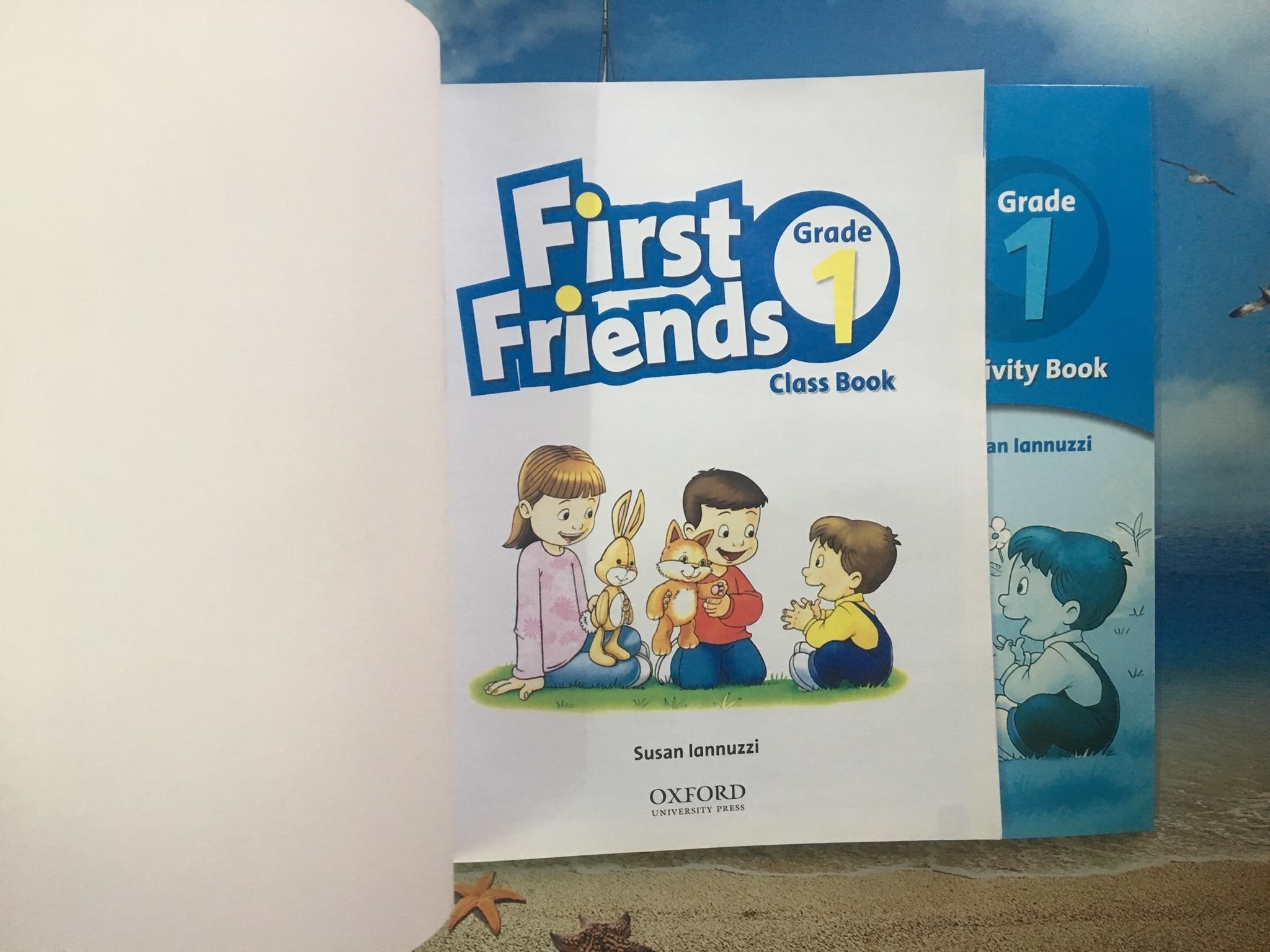 Bộ First Friends 1 (2 sách + CD)