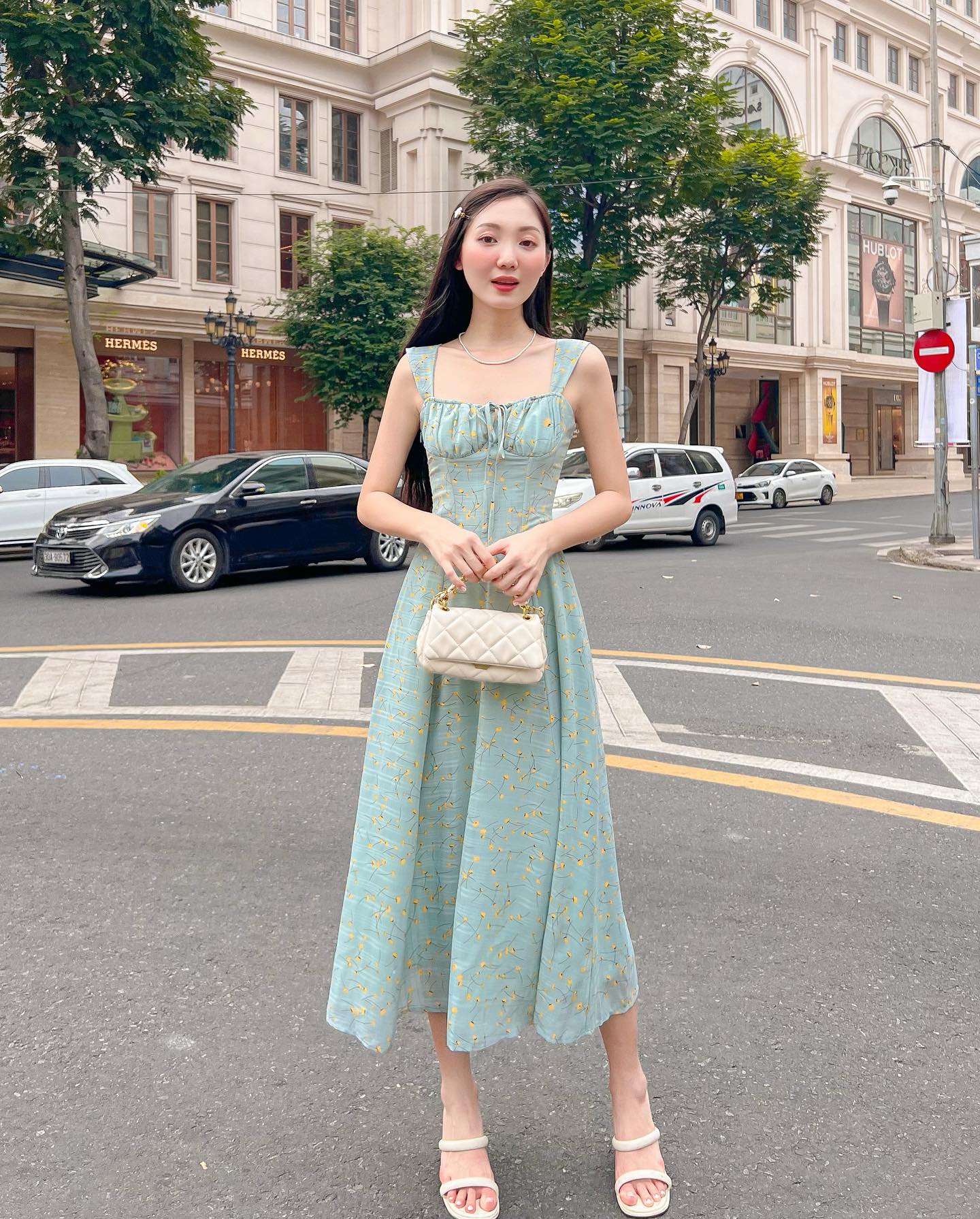 GOLA - Đầm EVELYN - đầm hoa midi croset