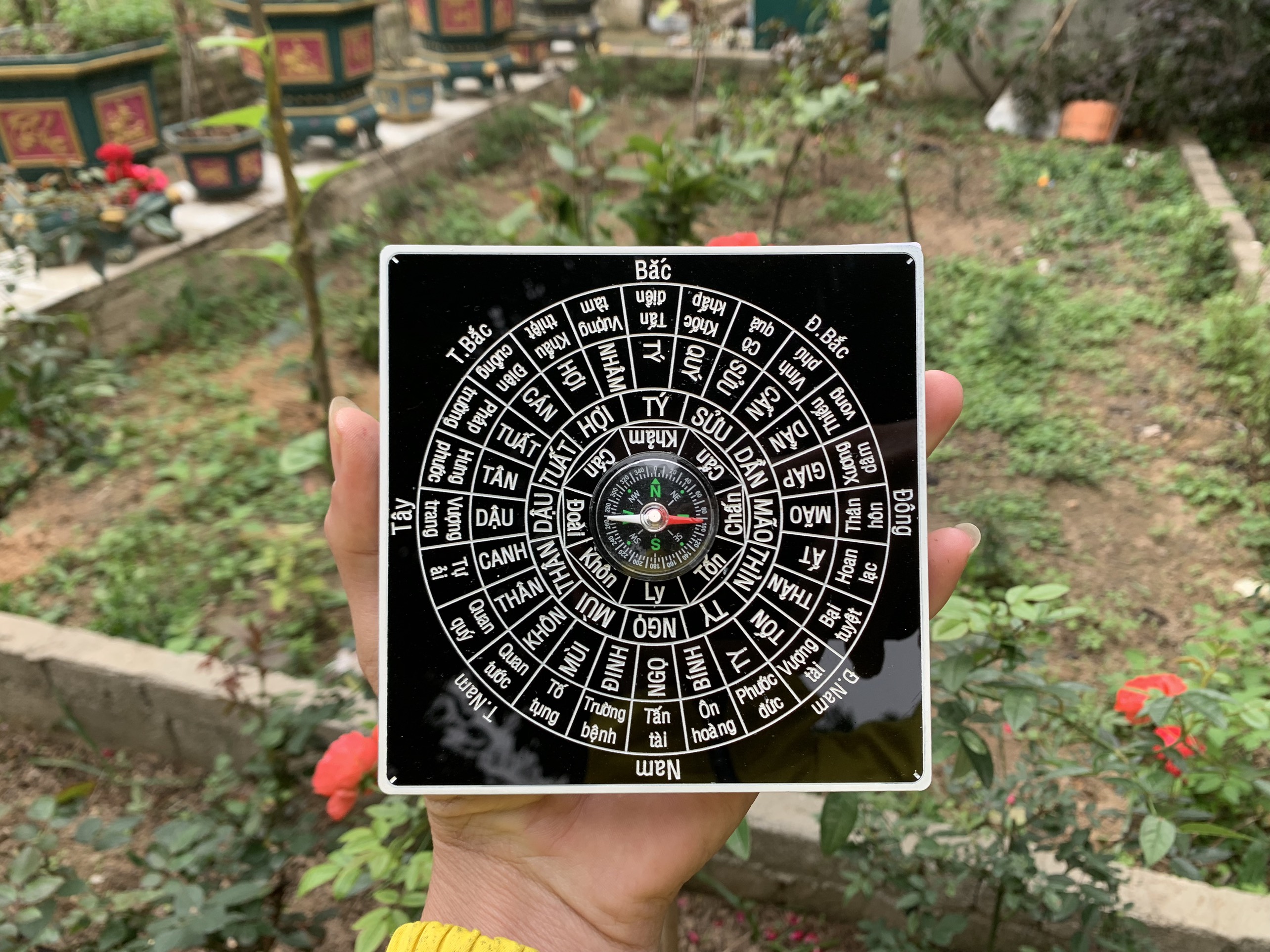 LA BÀN PHONG THỦY VUÔNG - TIẾNG VIỆT