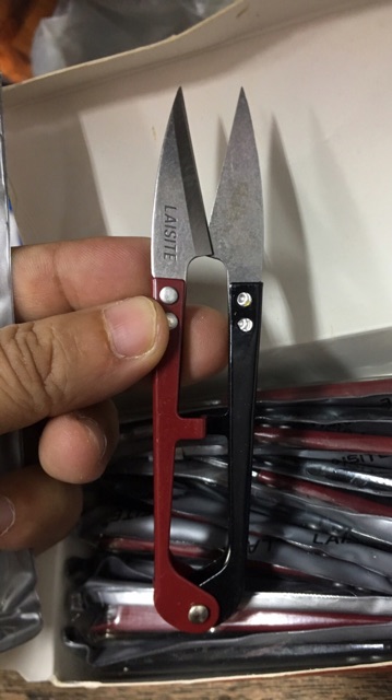 Kéo bấm chỉ các loại - 3 cái