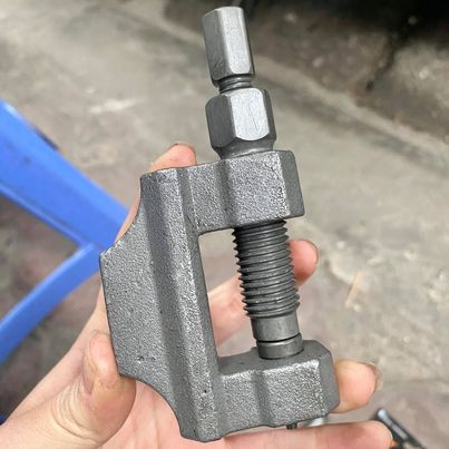 vam đột xích tải vam đột xích century