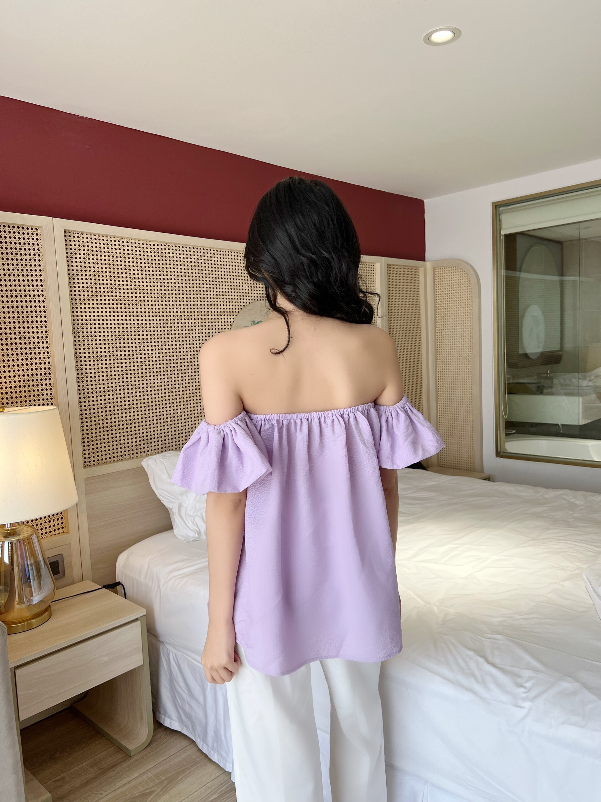 YU CHERRY | Áo nữ Flying Offsoulder Top YA361