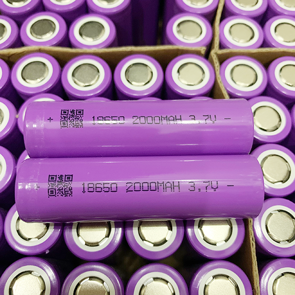 Pin Lithium 18650 dung lượng 1200mAh/2000mAh