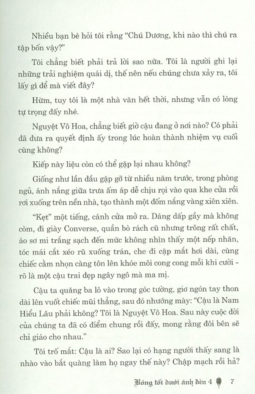 Bóng Tối Dưới Ánh Đèn - Tập 4