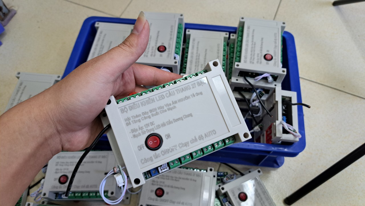 Mạch cầu thang bản mới nhất 2023
