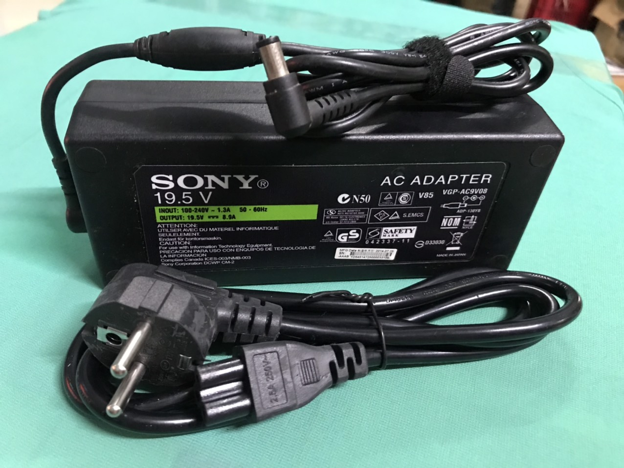 Adapter nguồn 19.5V 8.9A cho  tivi Sony