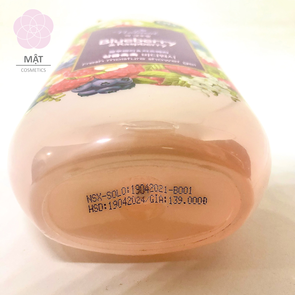 Sữa tắm On The Body Natural  Blueberry & Raspberry 500g