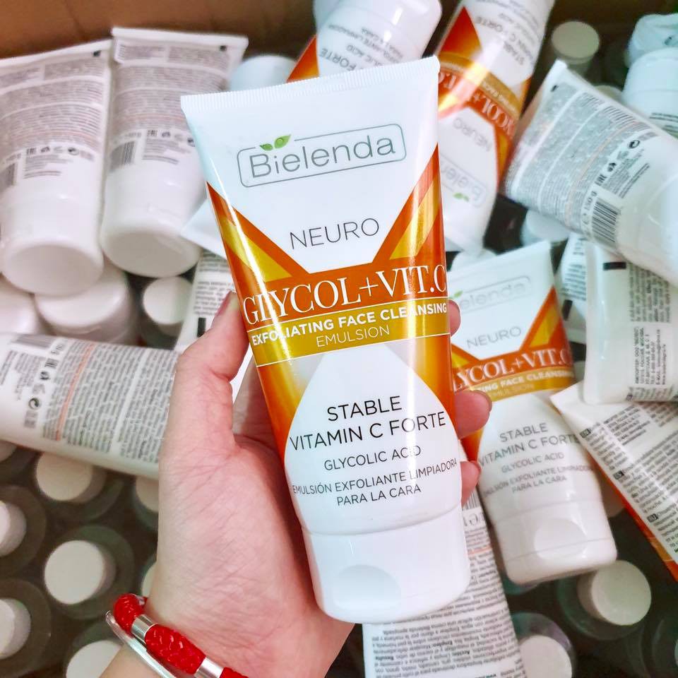 [HCM]Sữa rửa mặt Bielenda Vit C làm sạch trắng da