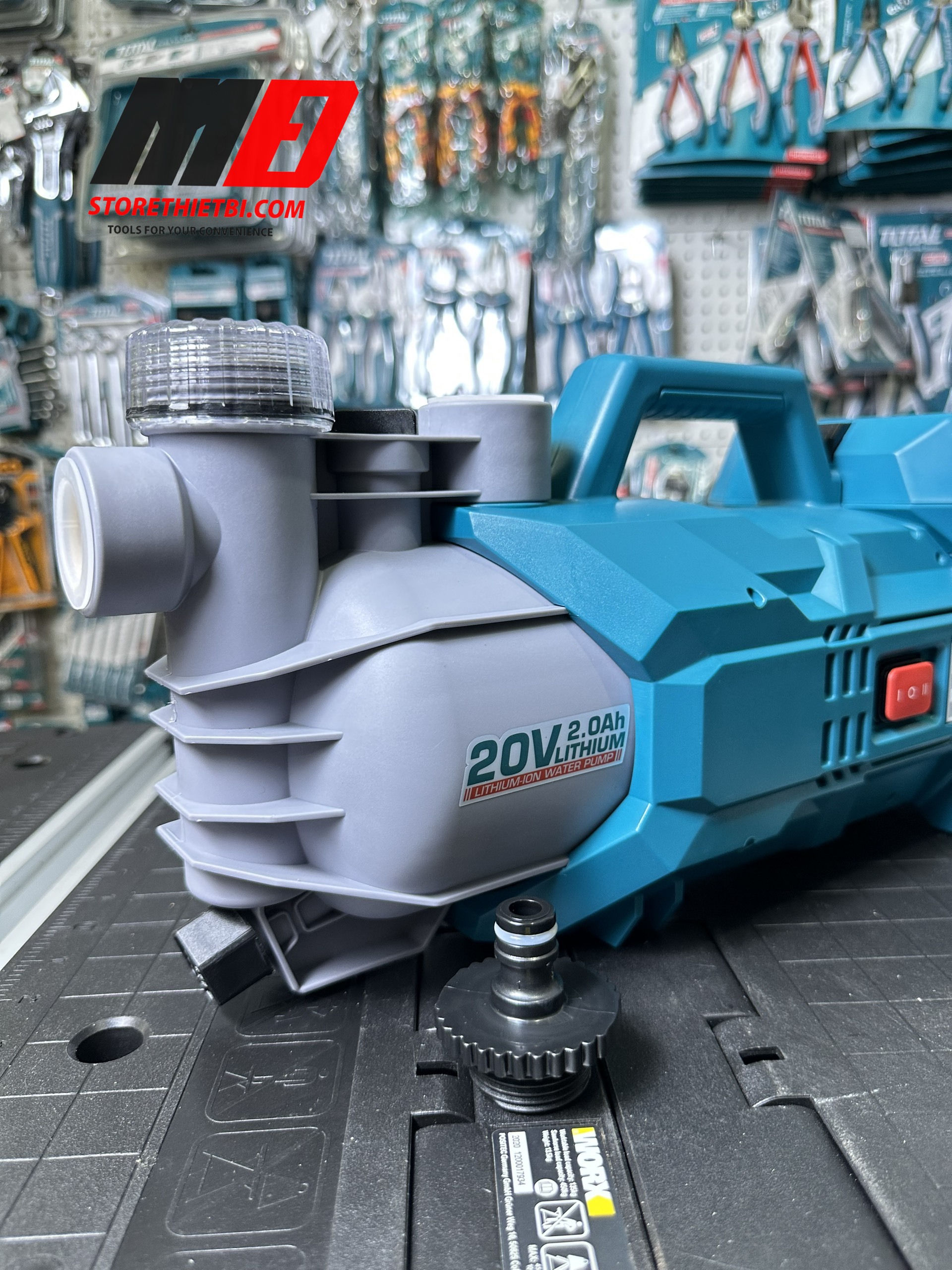 TGWPLI201801 Máy bơm nước dùng pin 20V Total