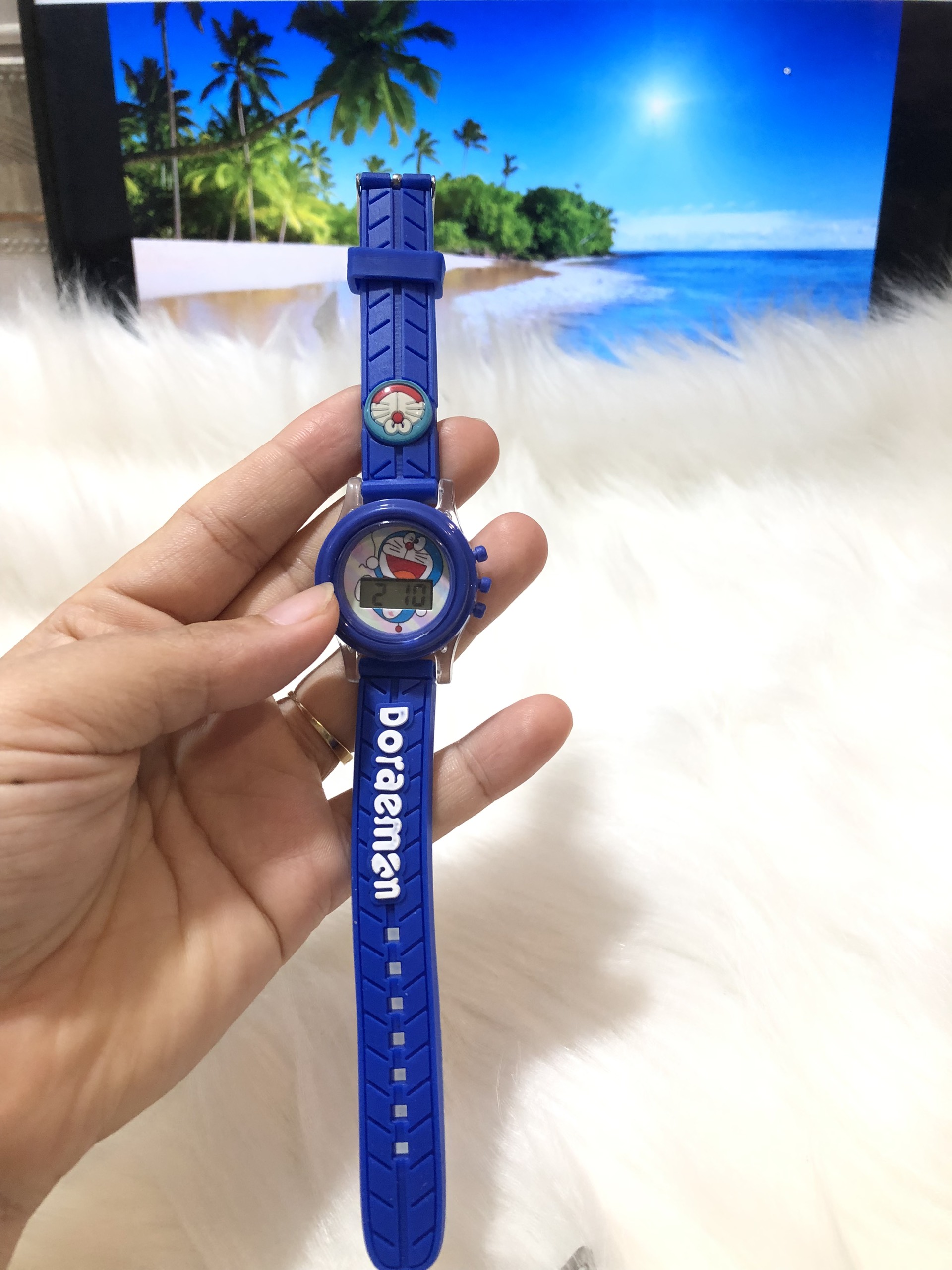Đồng hồ hình doremon cho bé siêu cưng