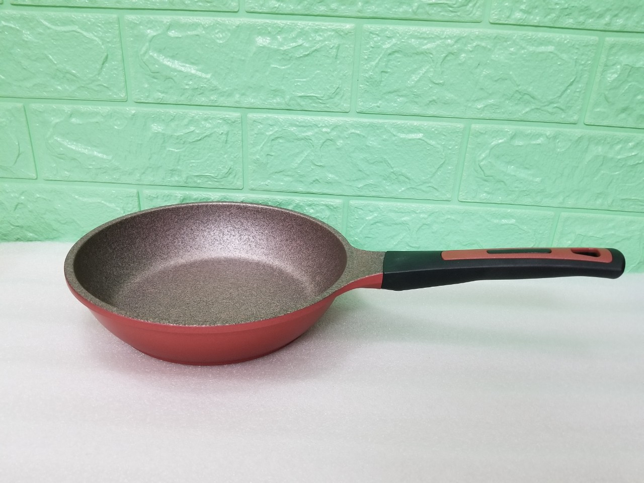 [HCM]CHẢO ĐÁ CHỐNG DÍNH QUEEN ART HÀN QUỐC 24CM