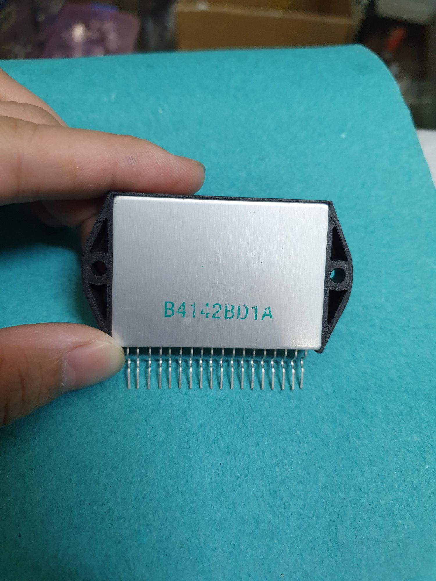 ic công suất STK 4142II