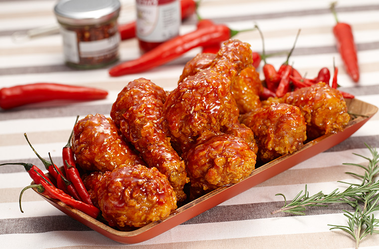 Sốt gà chiên vị cay Chungwoo 440g
