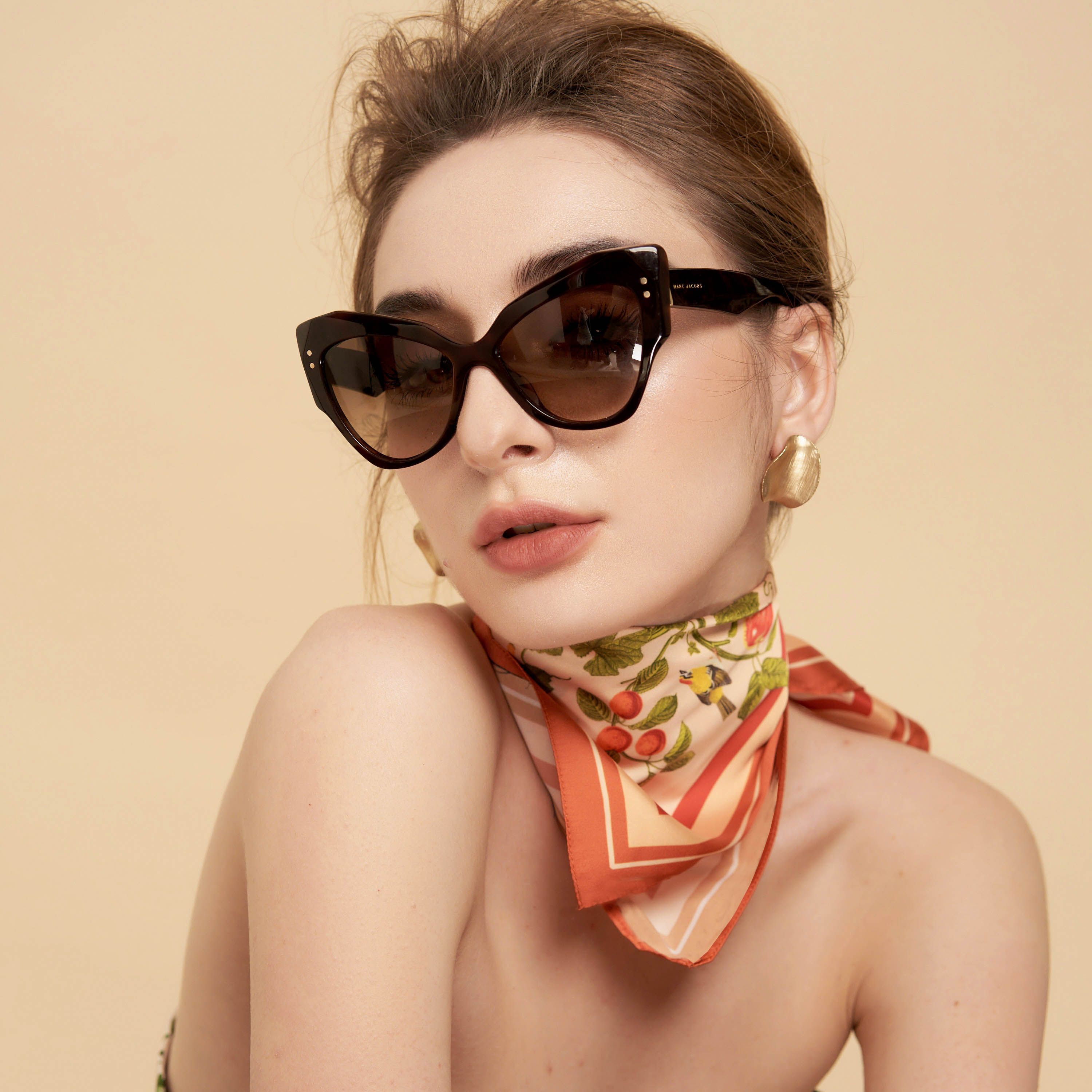 Oceana London - Khăn lụa vuông Sarah Scarf