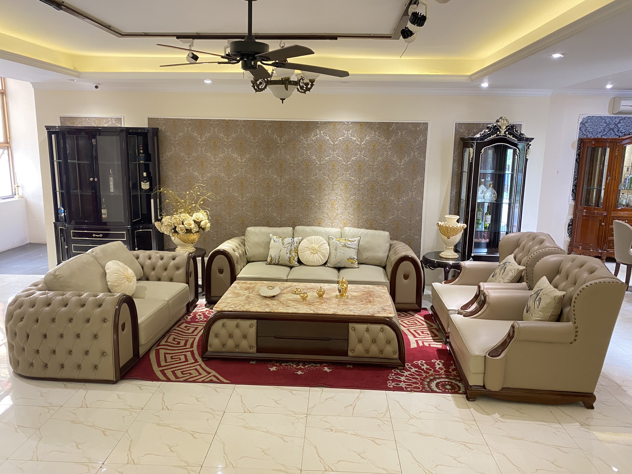 Bộ sofa gỗ óc chó tân cổ điển cao cấp gồm 5 món nội thất