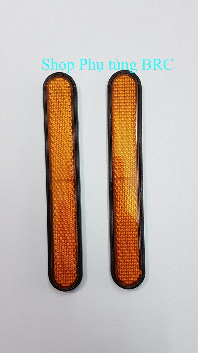 Mắt mèo dài phản quang