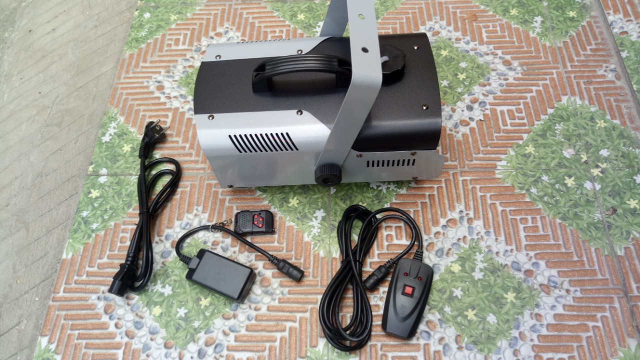 [HCM]Máy Phun Khói 900W Có Remote Điều Khiển