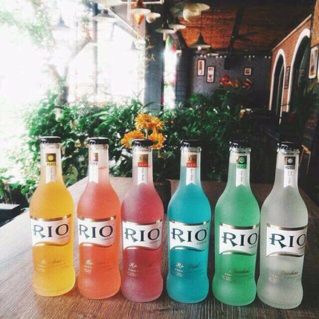 Nước Cocktail hoa quả - chai 275m