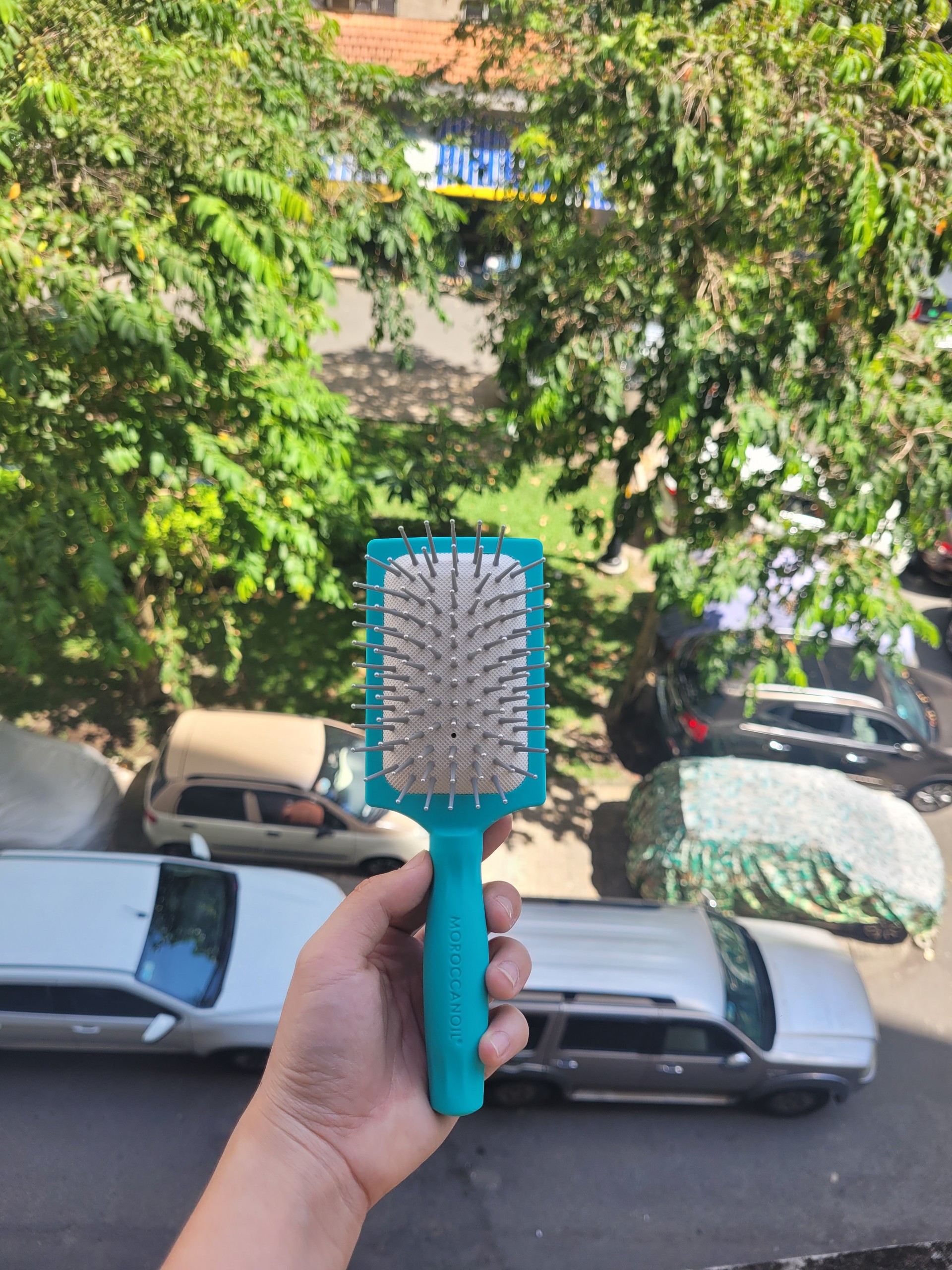 Set Tinh Dầu Moroccanoil 100ml Và Lược Paddle Mini