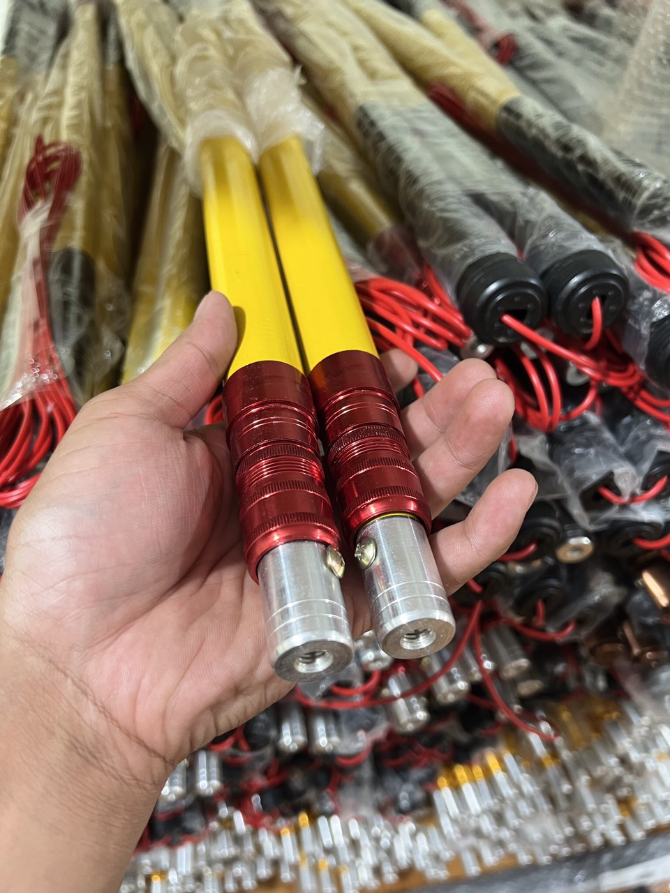 CẶP CÁN CẦN 2M8 TỐT ( KHÔNG VỢT)