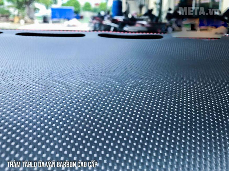 Thảm Taplo Da Vân Các Bon Loại Dày 2 Đường Chỉ ( xe Fordtuner 2016 - 2019)