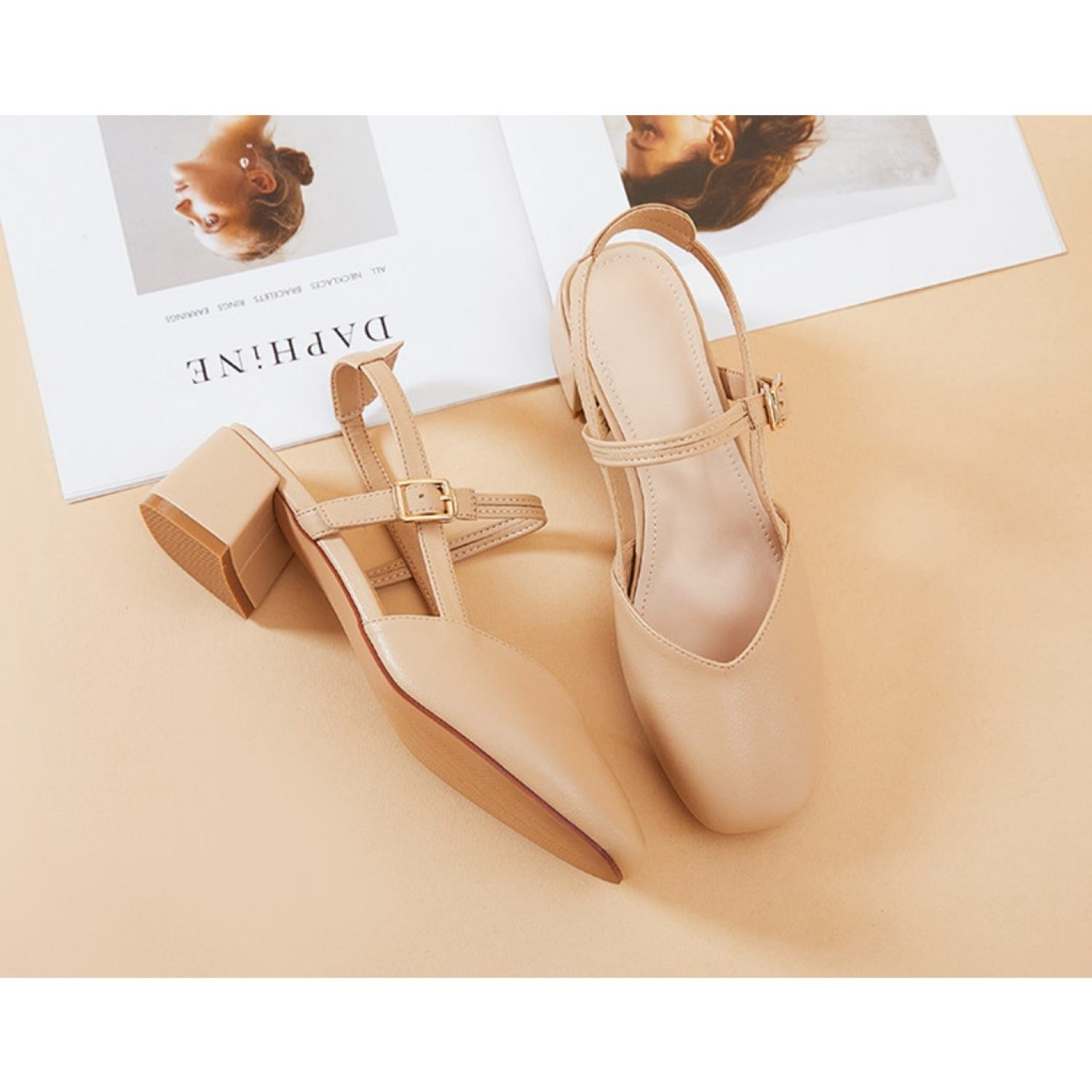 Dép Nữ Sandal Gót Thấp 3 Phân Bít Mũi
