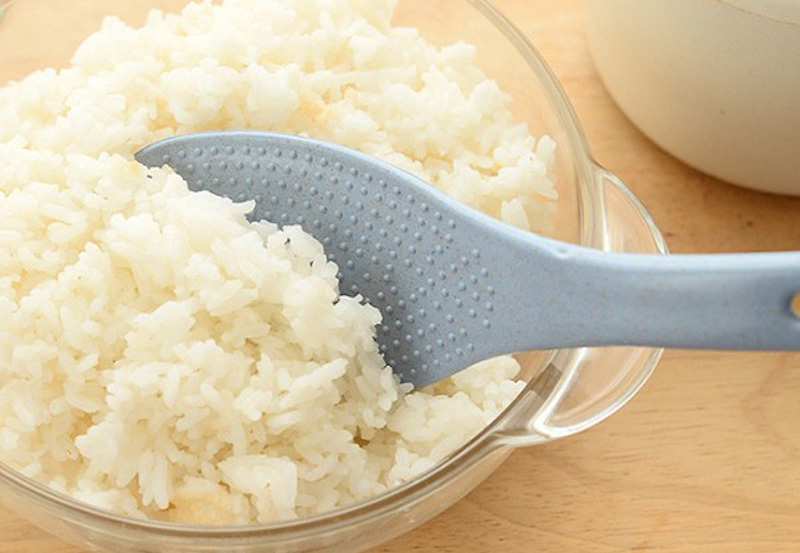 Vá nhựa múc cơm chống dính cao cấp
