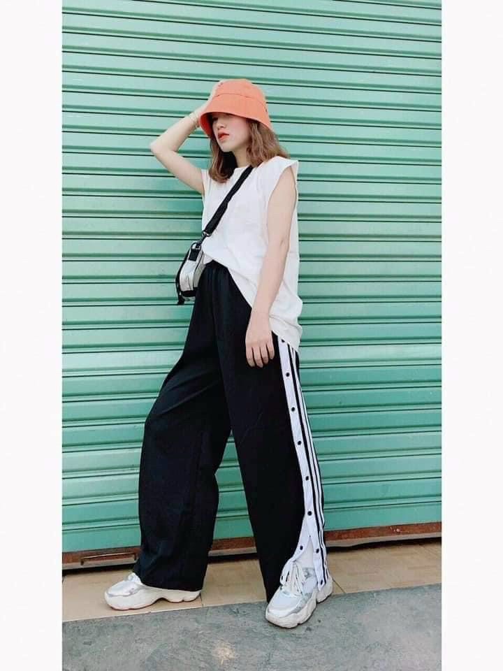 QUẦN ỐNG RỘNG XẺ TÀ CÚC BẤM STYLE CÁ TÍNH
