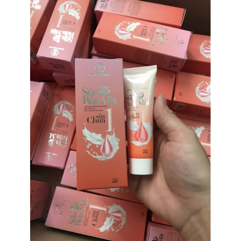 Sữa rửa mặt trắng da sữa chua Olic chính hãng