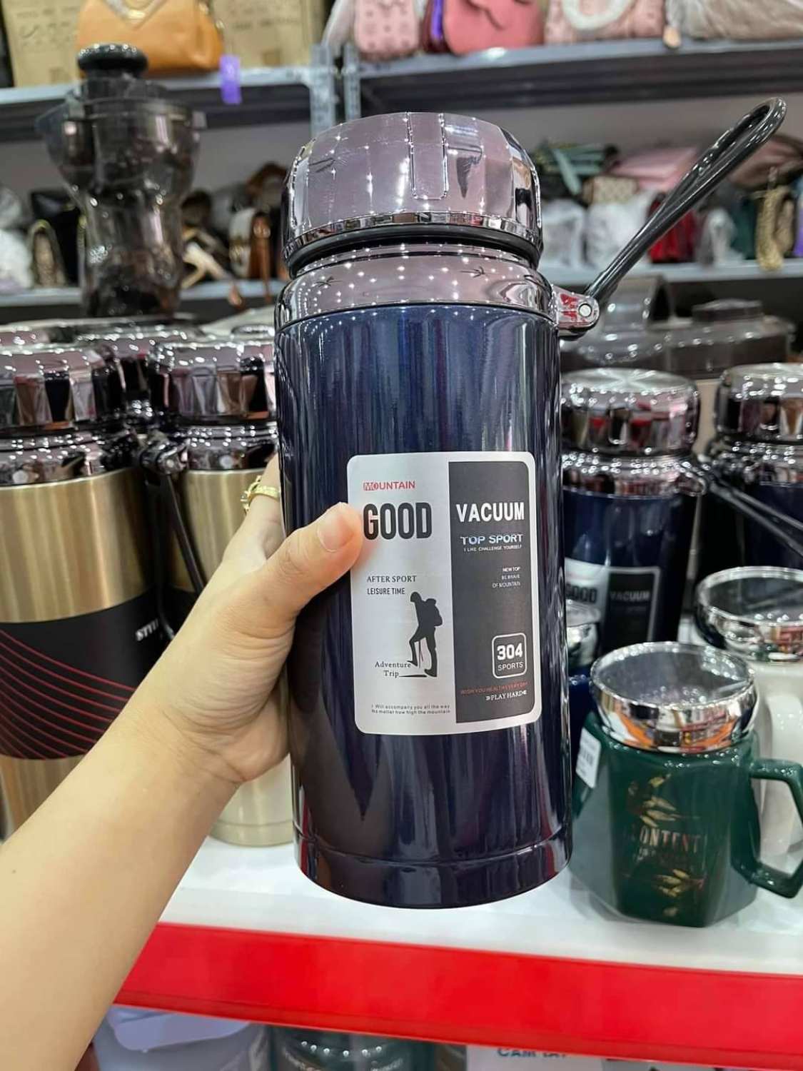 Bình giữ nhiệt 1500ML cao cấp lắp Kim Cương nóng lạnh lõi thép inox 304 bảo hành 3 tháng