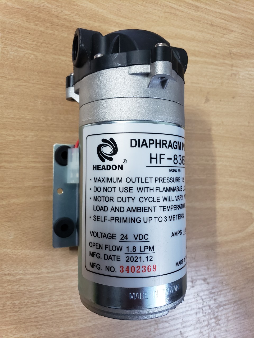 (HCM) Bơm Máy Lọc Nước RO HEADON HF-8369 24V (Kèm 2 Co Nối Bơm Ren 17 Dây 6mm)