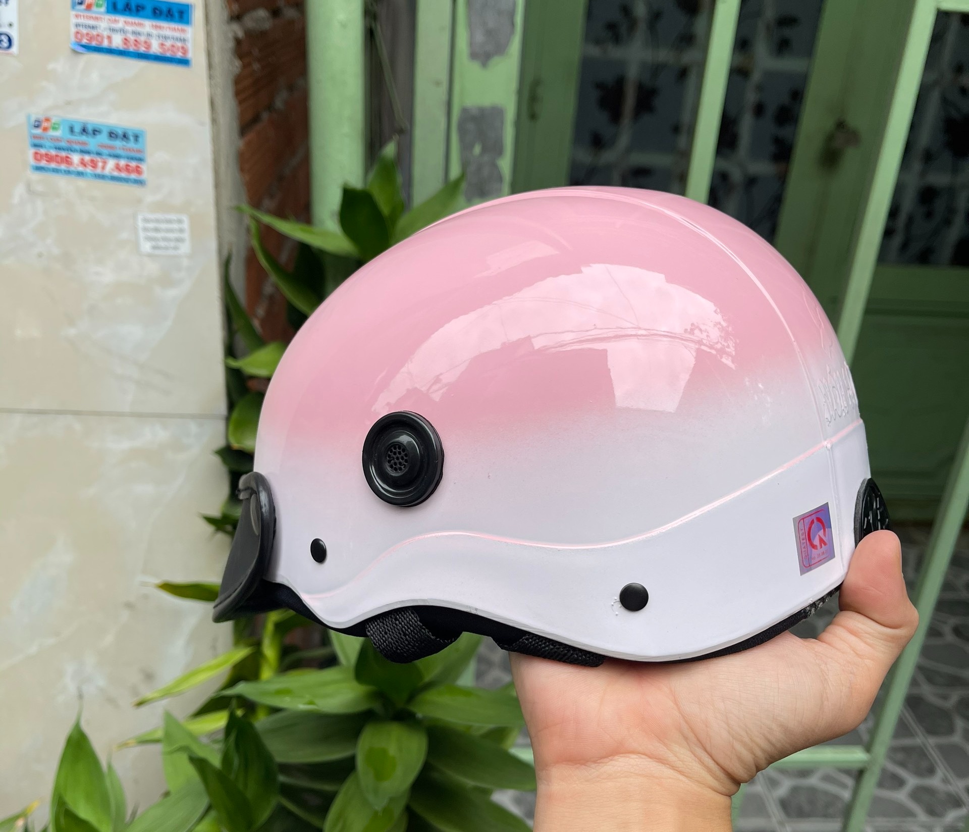 nón bảo hiểm hai màu nhiều màu lựa chọn(tem mạc đầy đủ)