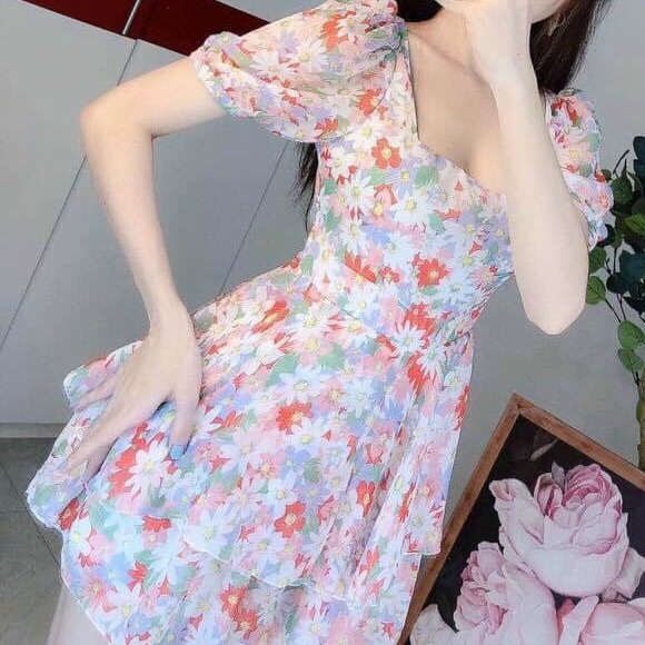 ĐẦM HOA XÒE ÔM EO  DỰ TIỆC ĐẤM CƯỚI NỮ TÍNH